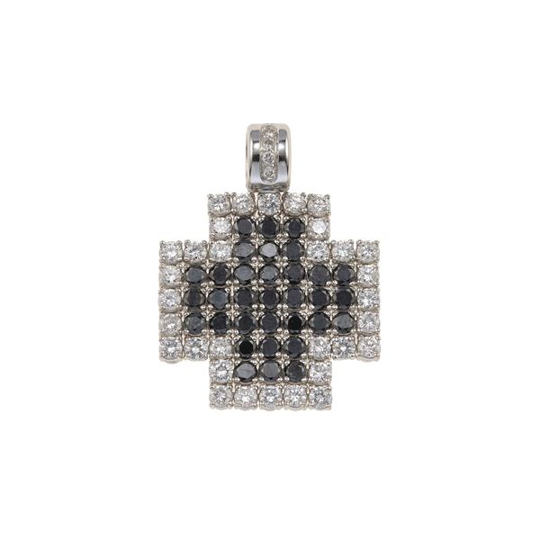 Brilliant-cut diamond and gold pendent