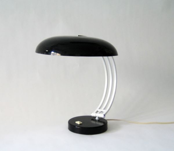 Lampada da tavolo donata dalla Galleria Avanguardia Antiquaria