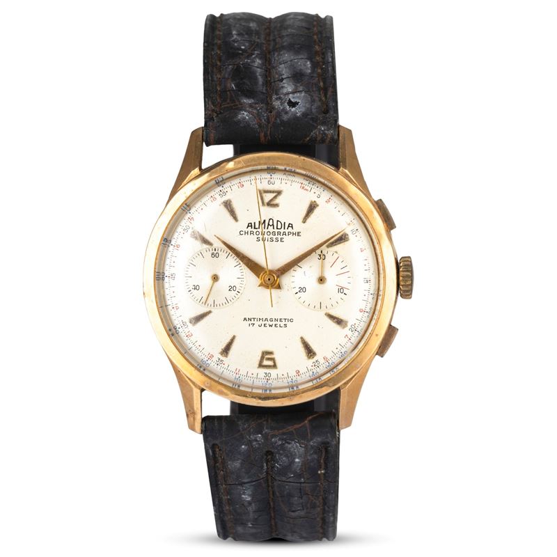 Amadia : Cronografo in oro giallo 18k con tasti rettangolari, quadrante argentè con contatori al tre e al nove, carica manuale, 37,5 mm  - Auction Orologi da polso - Cambi Casa d'Aste