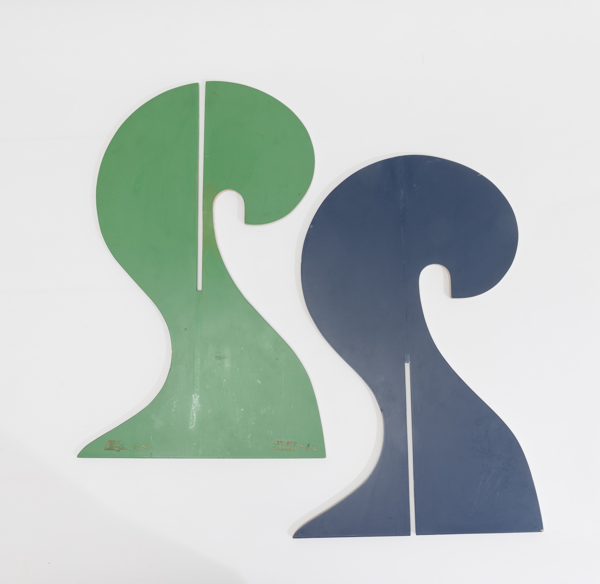 Giacomo Balla - Fiore futurista, scultura in legno laccato
