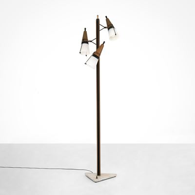 Lampada da terra in metallo con diffusori in vetro opalino e base in marmo