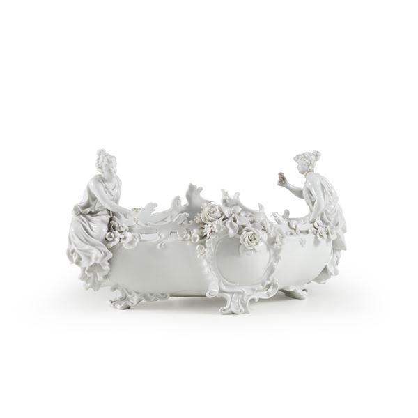 Centrotavola. Manifattura tedesca del XX secolo.