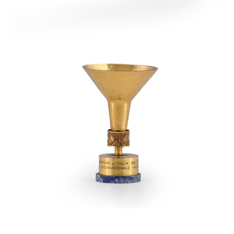Coppa Campione d’Italia 1964-65. Argenteria italiana del XX secolo  - Auction Silverware, Icons and Art Objects - Cambi Casa d'Aste