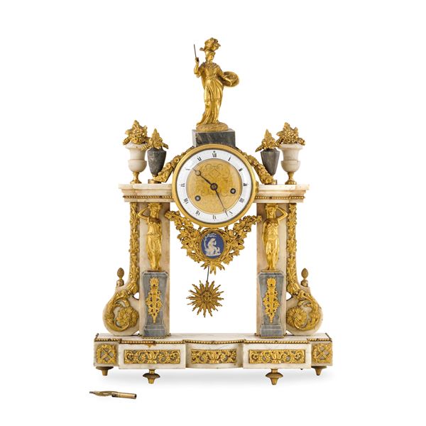 Orologio da appoggio. Francia, ultimo quarto del XVIII secolo.  