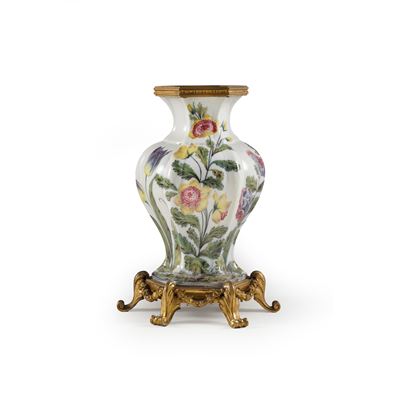 Vaso. Nove, Manifattura Antonibon, Verso la Fine del XIX Secolo.