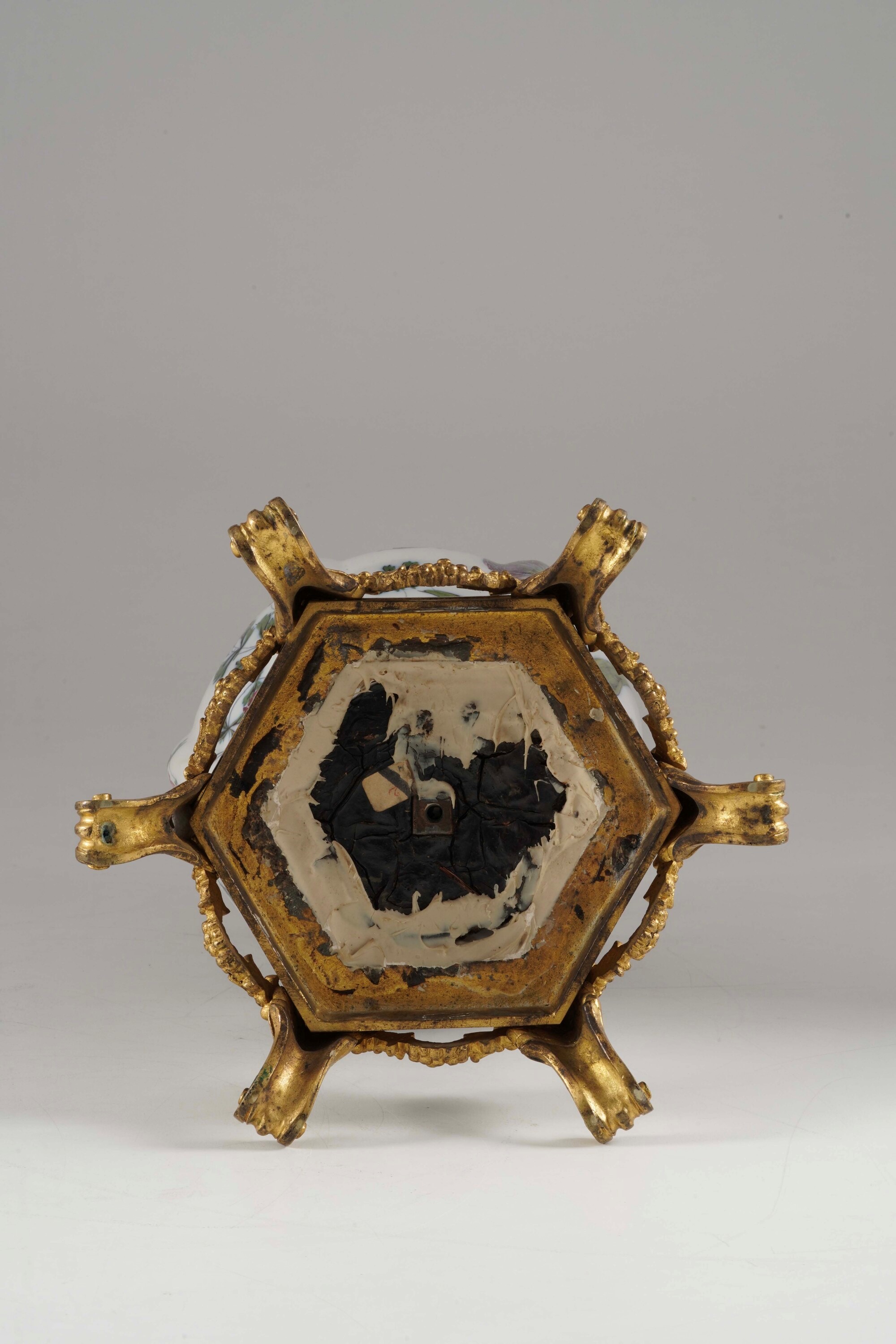 Vaso. Nove, Manifattura Antonibon, Verso la Fine del XIX Secolo.