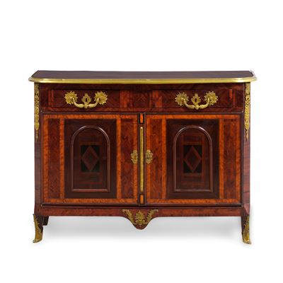 Francia, Credenza lastronata a motivi geometrici, fine XVIII secolo