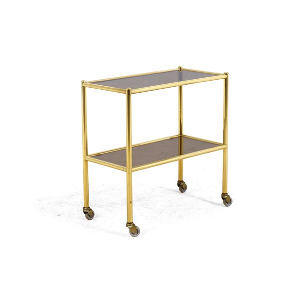 Tavolino rettangolare in ottone a due piani. XX secolo