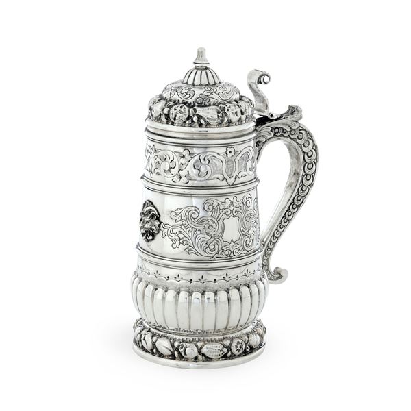 Tankard. Argenteria artistica italiana del XX secolo, argentiere Cesa, Alessandria per Lino Calderoni