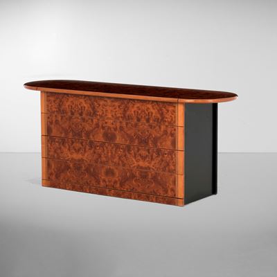 Mobile contenitore della serie Artona, legno diverse essenze, produzione Maxalto