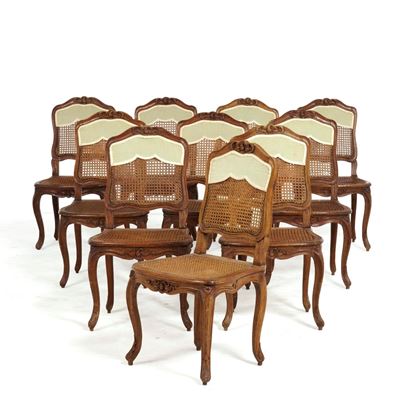 Gruppo di dieci sedie, legno intagliato, Francia, XVIII secolo