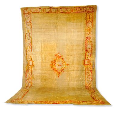 Tappeto Smirne, Anatolia, inizio XX secolo, cm 388x616