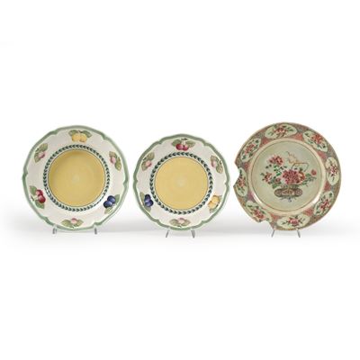 Villeroy & Bosch, Tre piatti decorativi in porcellana, XX secolo