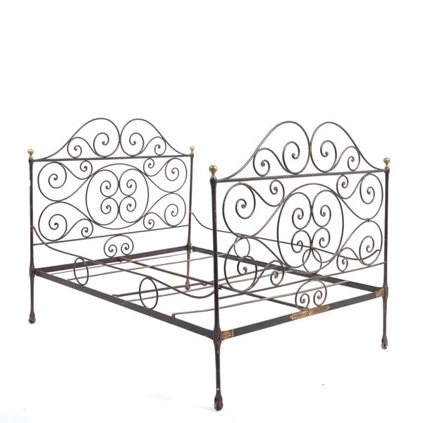 Letto a due piazze in ferro battuto