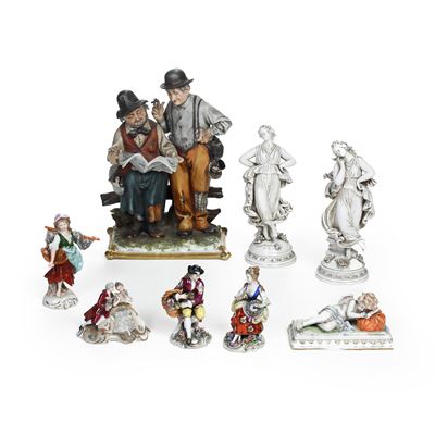 Figura decorativa in porcellana, Italia e Germania, XX secolo