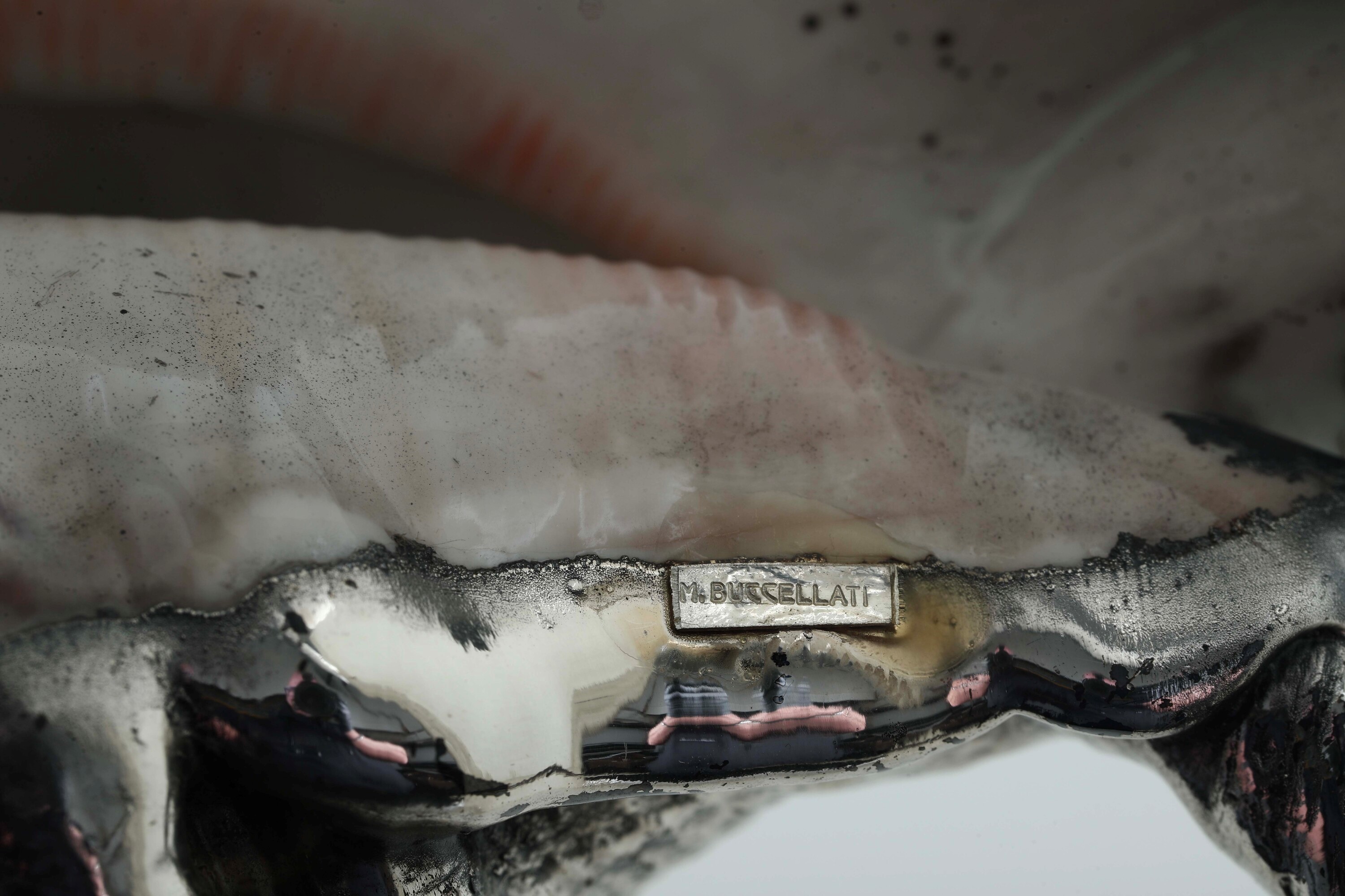 Conchiglia rivestita in argento. Etichetta con firma "M. Buccellati". Italia XX secolo