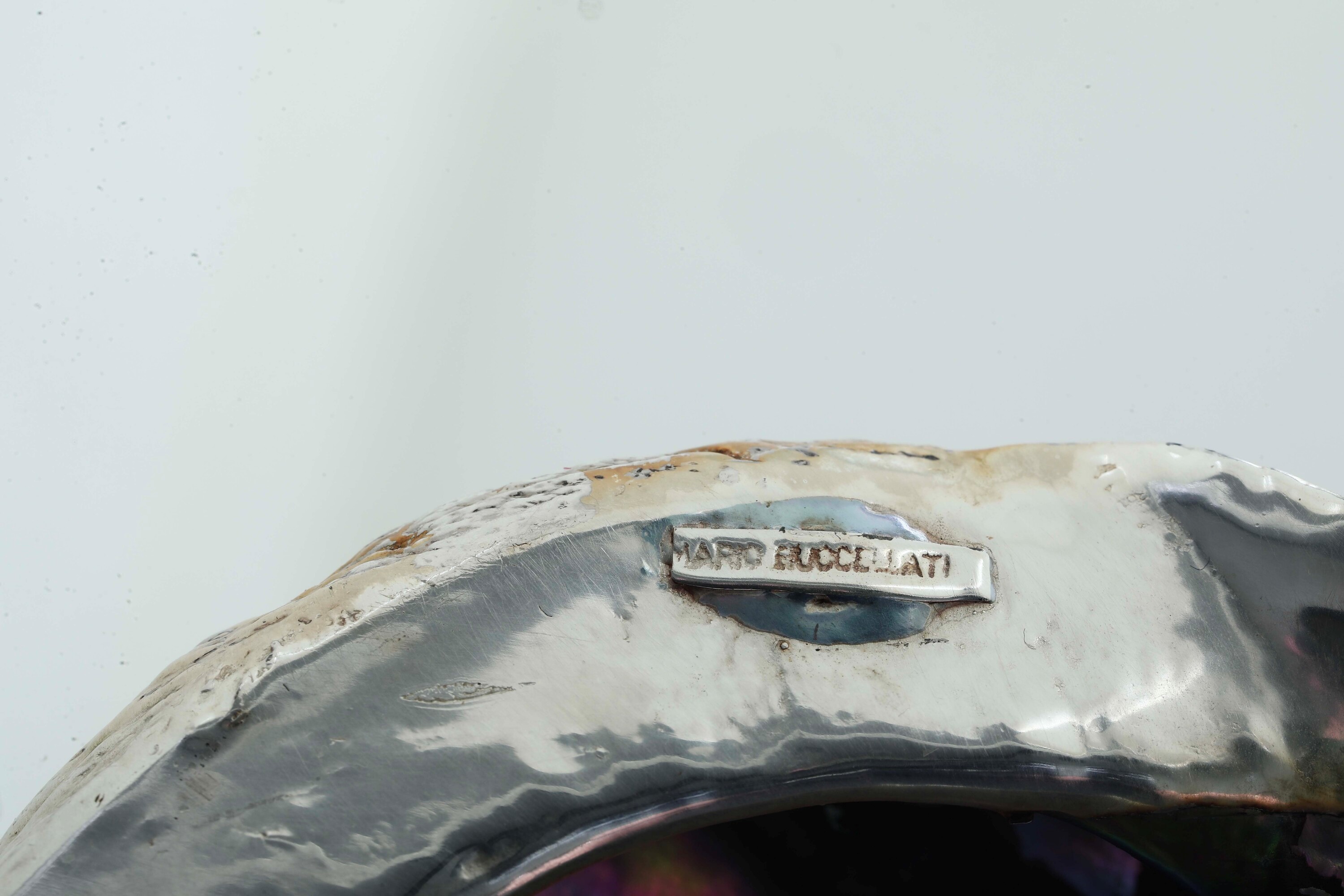 Conchiglia rivestita in argento. Etichetta con firma "Mario Buccellati". Italia XX secolo