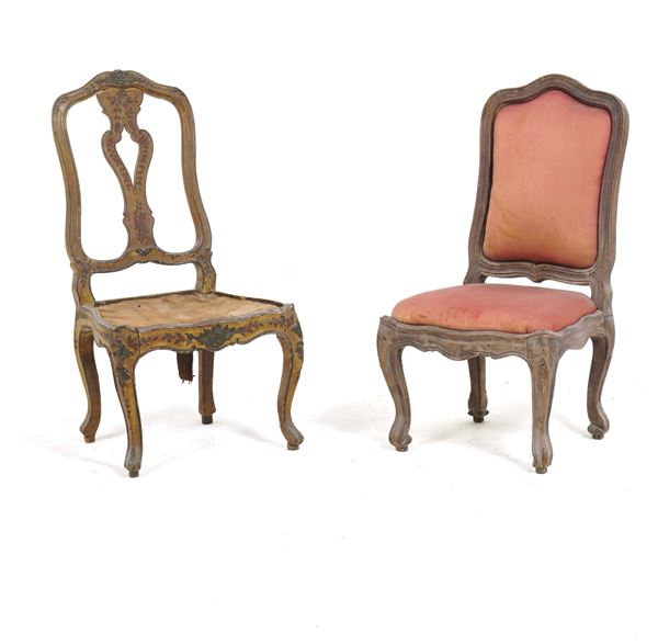 Due sedie in legno intagliato. XVIII-XIX secolo