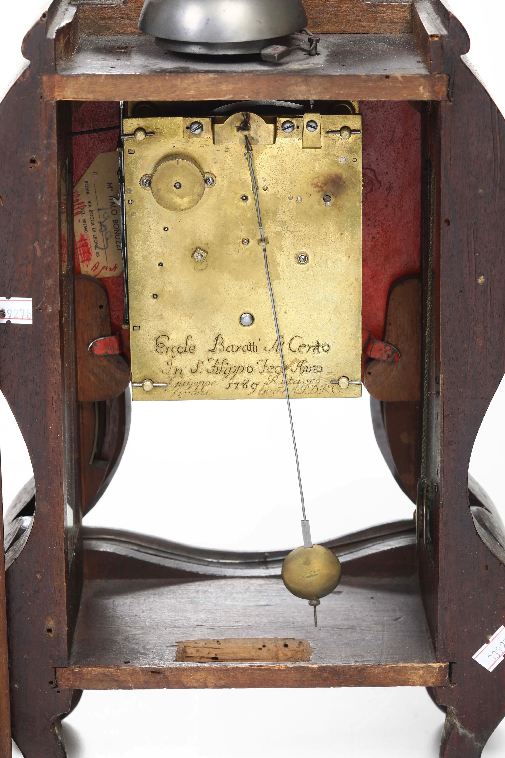 Pendola cartel, quadrante smaltato e movimento firmato (XVIII–XIX secolo)