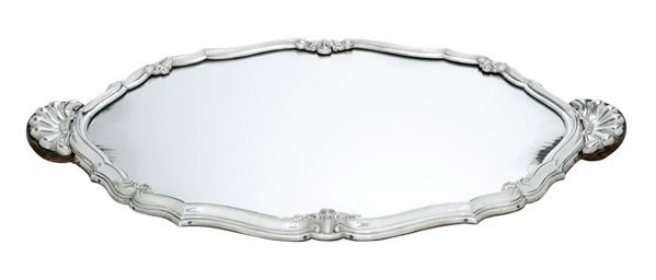 Présentoir a specchio con cornice mistilinea e anse a ventaglio. Argenteria italiana del XX secolo