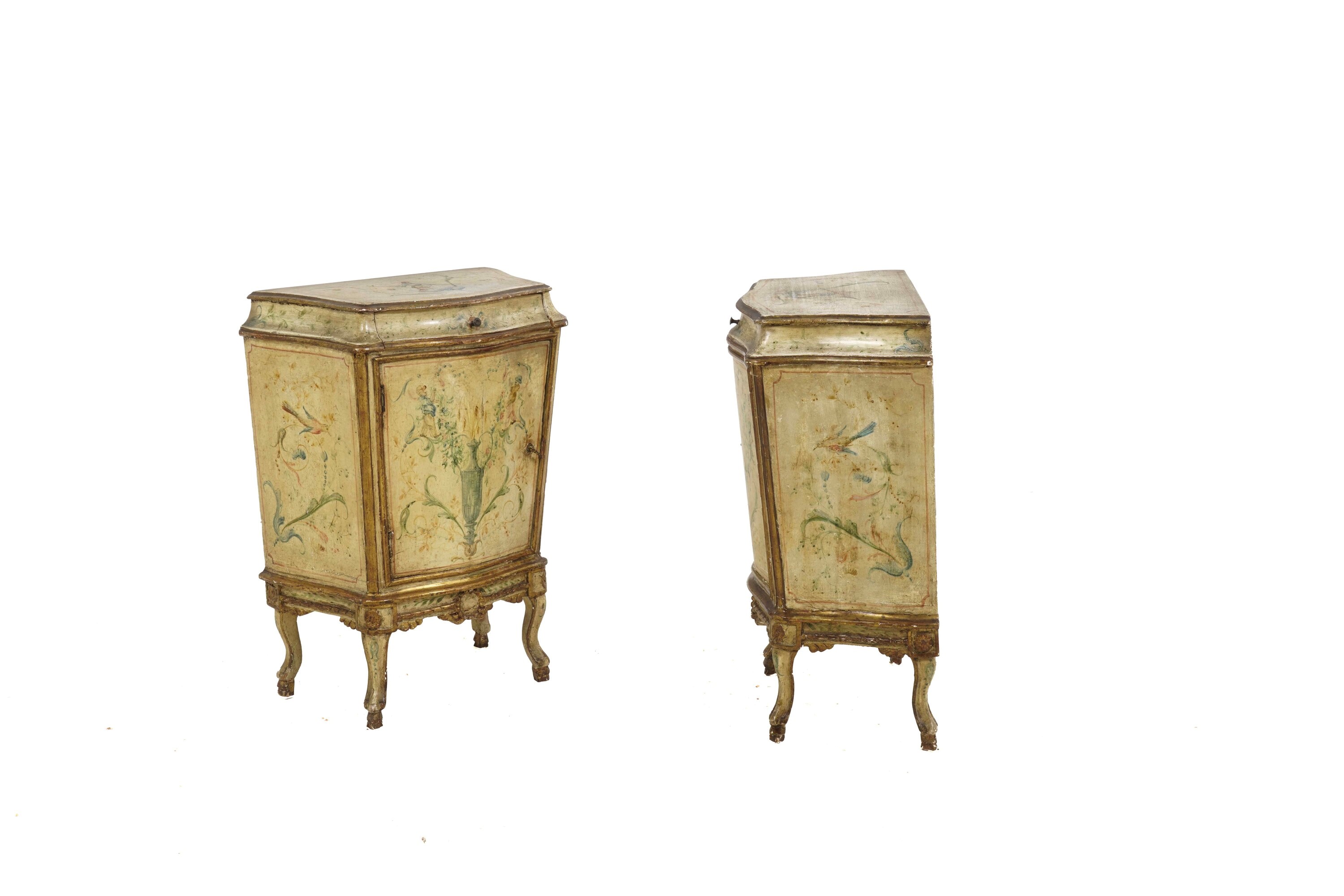 Coppia di comodini laccati, Veneto, XIX-XX secolo