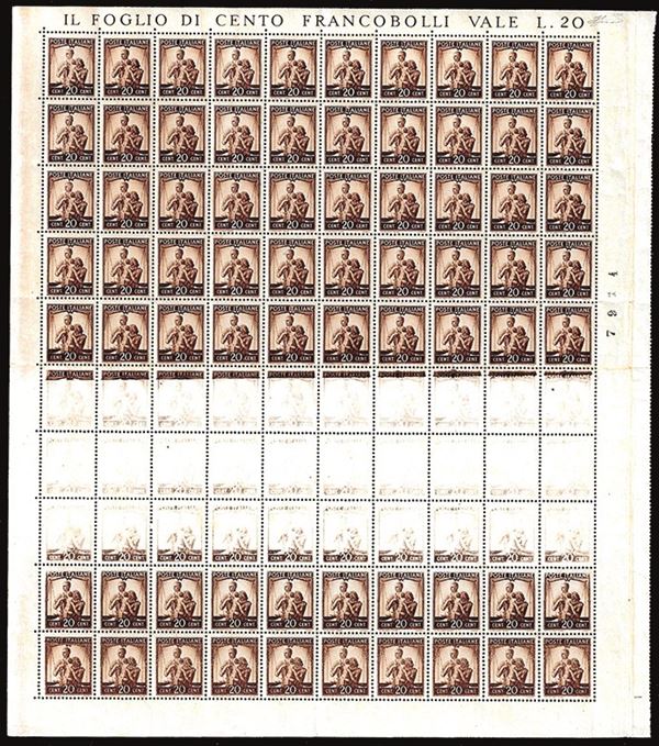 REPUBBLICA ITALIANA 1945 - 20 cent. Democratica, foglio completo di 100 esemplari, composto da 10 strisce verticali ciascuna con tre esemplari con stampa parzialmente o completamente evanescente (544g)