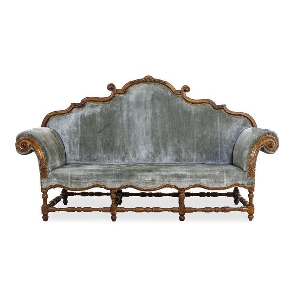 Divano "ad orecchioni". Lombardia, XVIII secolo