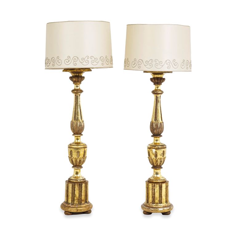 Coppia di torciere in legno intagliato e dorato. XVIII-XIX secolo  - Auction Italian Mansions - Cambi Casa d'Aste