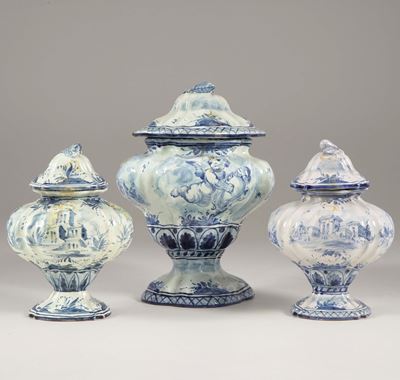 Tre Vasi in Maiolica. Liguria XX Secolo