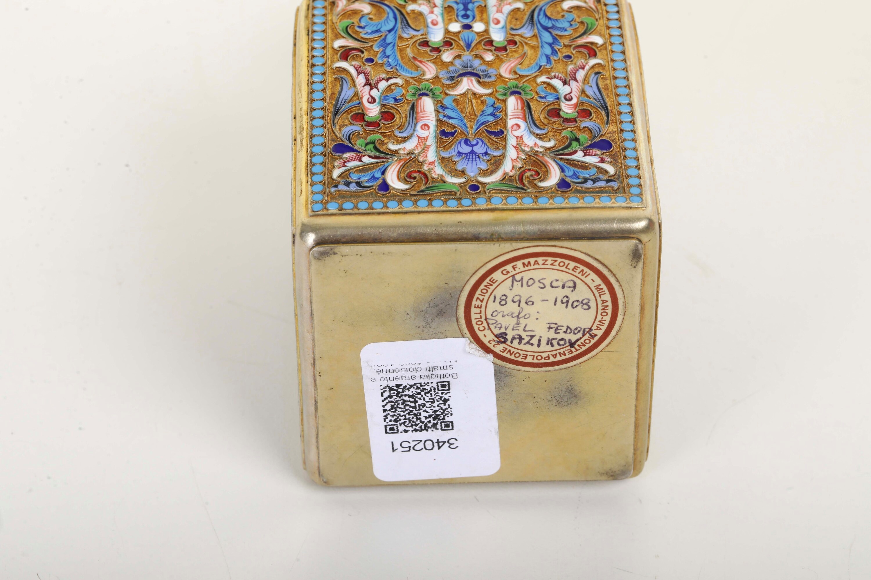 Flacone. Mosca 1896-1908, Orafo Pavel Fedor Sazikov. Etichetta Cartacea "collezione G. F. Mazzole...