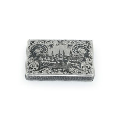 Tabacchiera, Mosca, 1849, argento fuso sbalzato cesellato e niellato