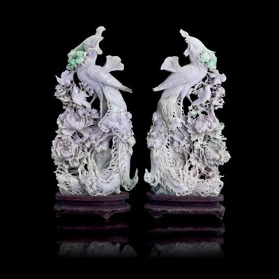Coppia di Figure Scolpite in Giadeite sui Toni Lavanda con Sfumature in Verde Mela Raffiguranti F...