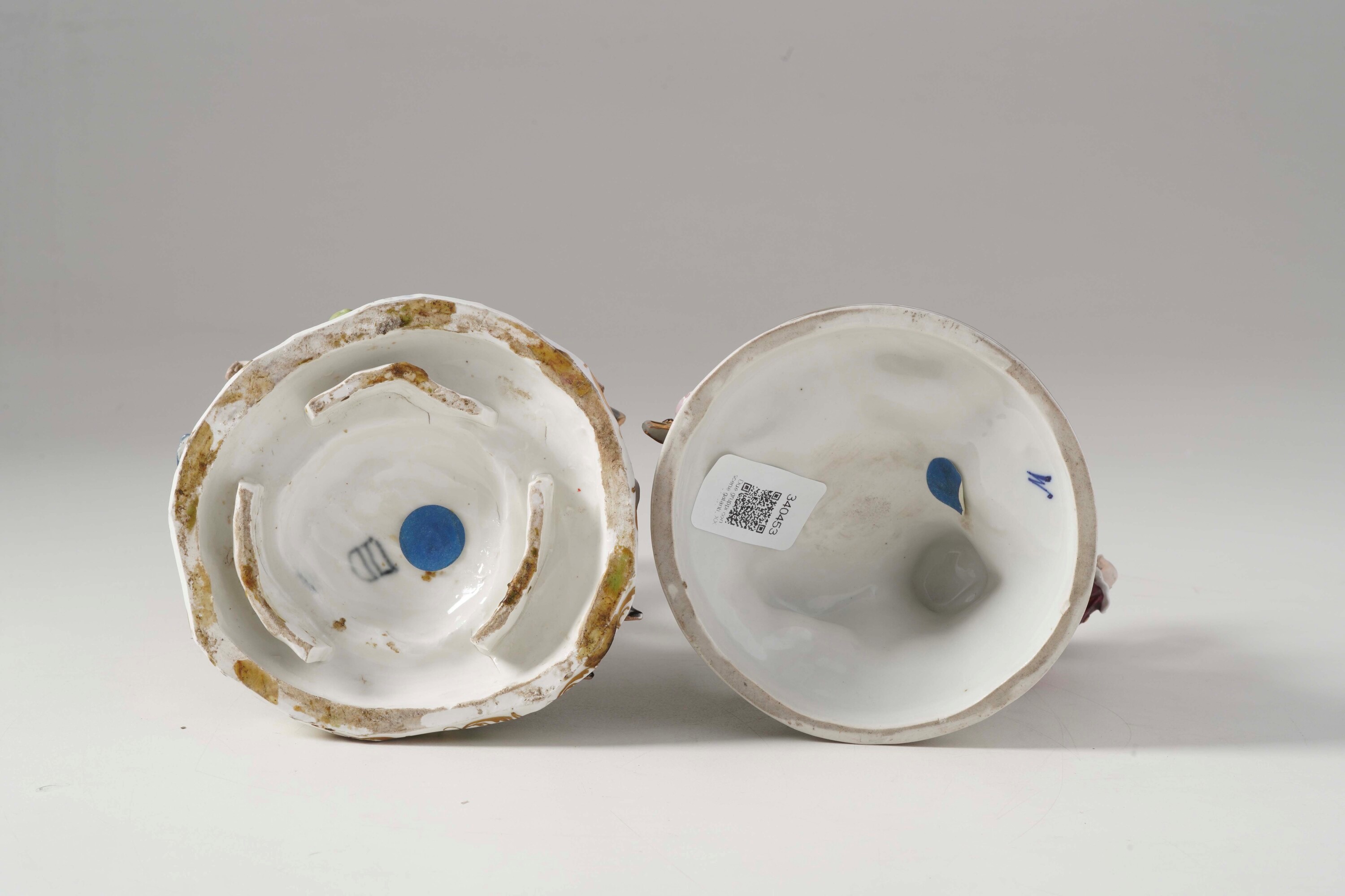 Gruppo con bimbi. Vienna, Manifattura Imperiale, verso il 1770.