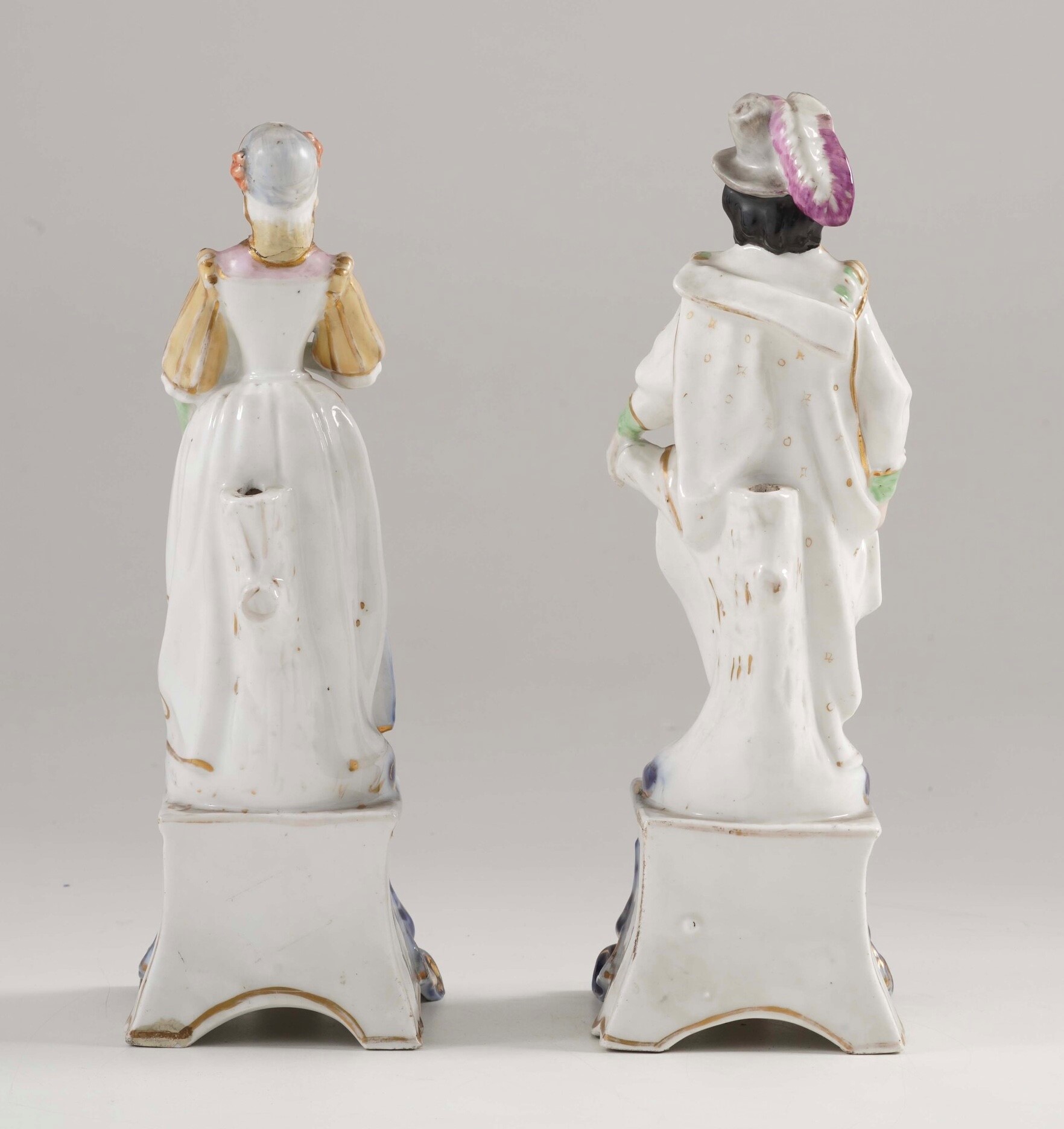 Figure a tutto tondo con dama e gentiluomo, porcellana, Francia (metà XIX secolo)