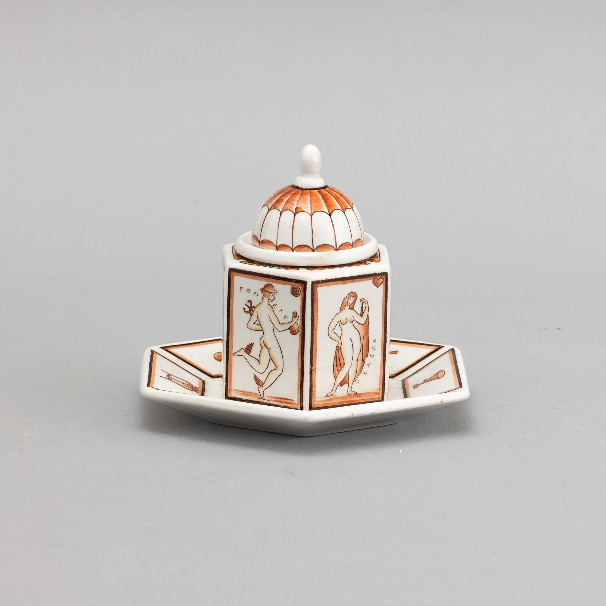 Gio Ponti - Calamaio esagonale con coperchio, terraglia a colaggio, Milano 1923