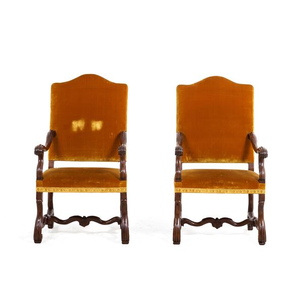 Coppia di seggioloni a ossa di montone. XVII secolo