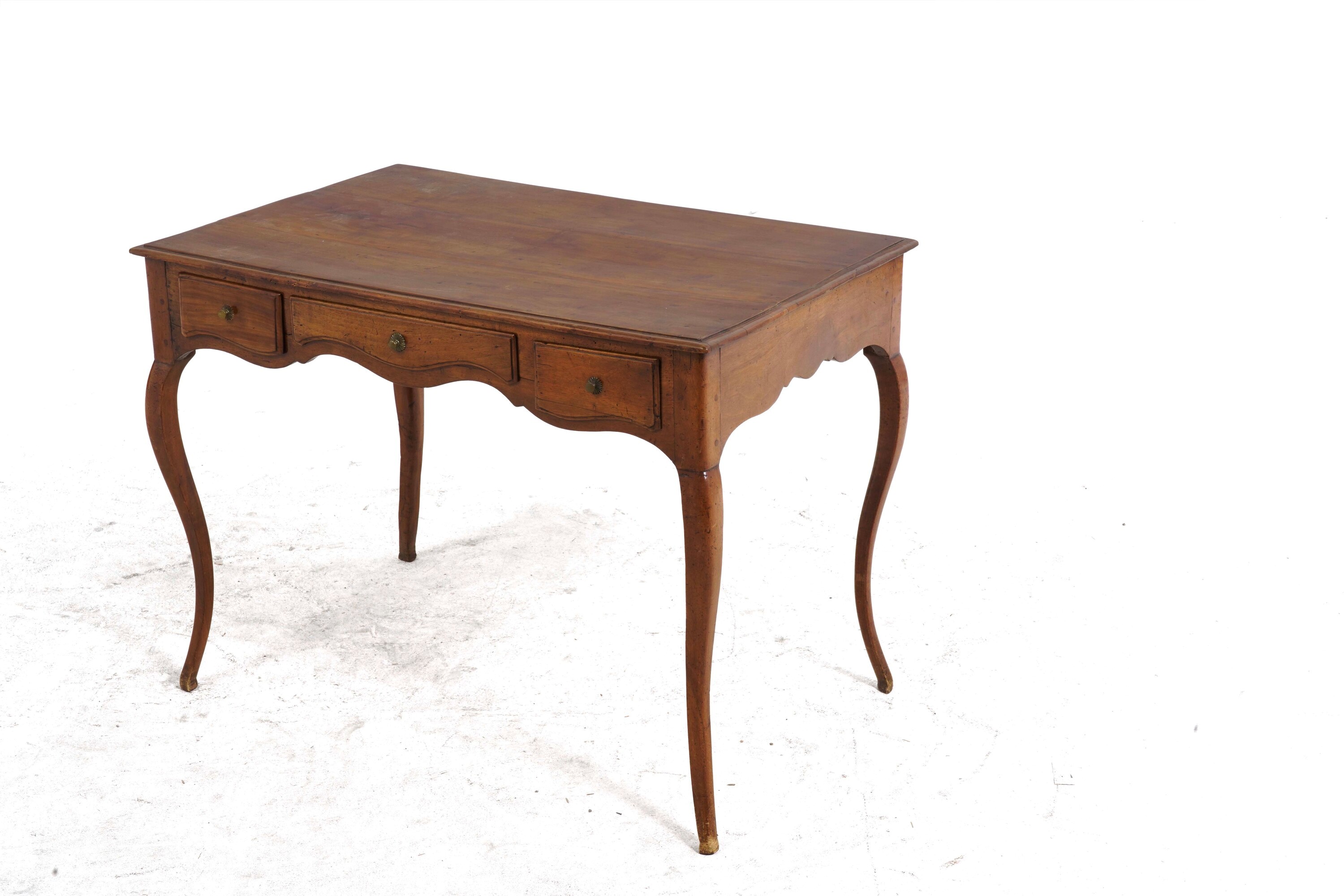 Scrivania a tre cassetti, Luigi XV, XVIII secolo, legno