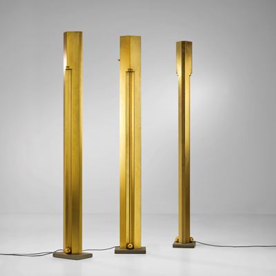 Tre Lampade da Terra Mod. Totem.