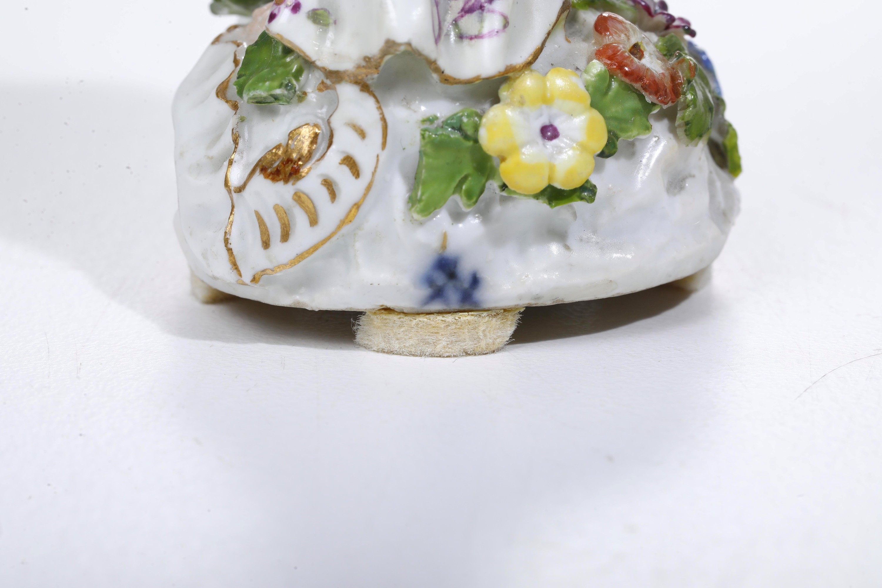 Meissen, Figurina di Urania in porcellana, verso il 1750