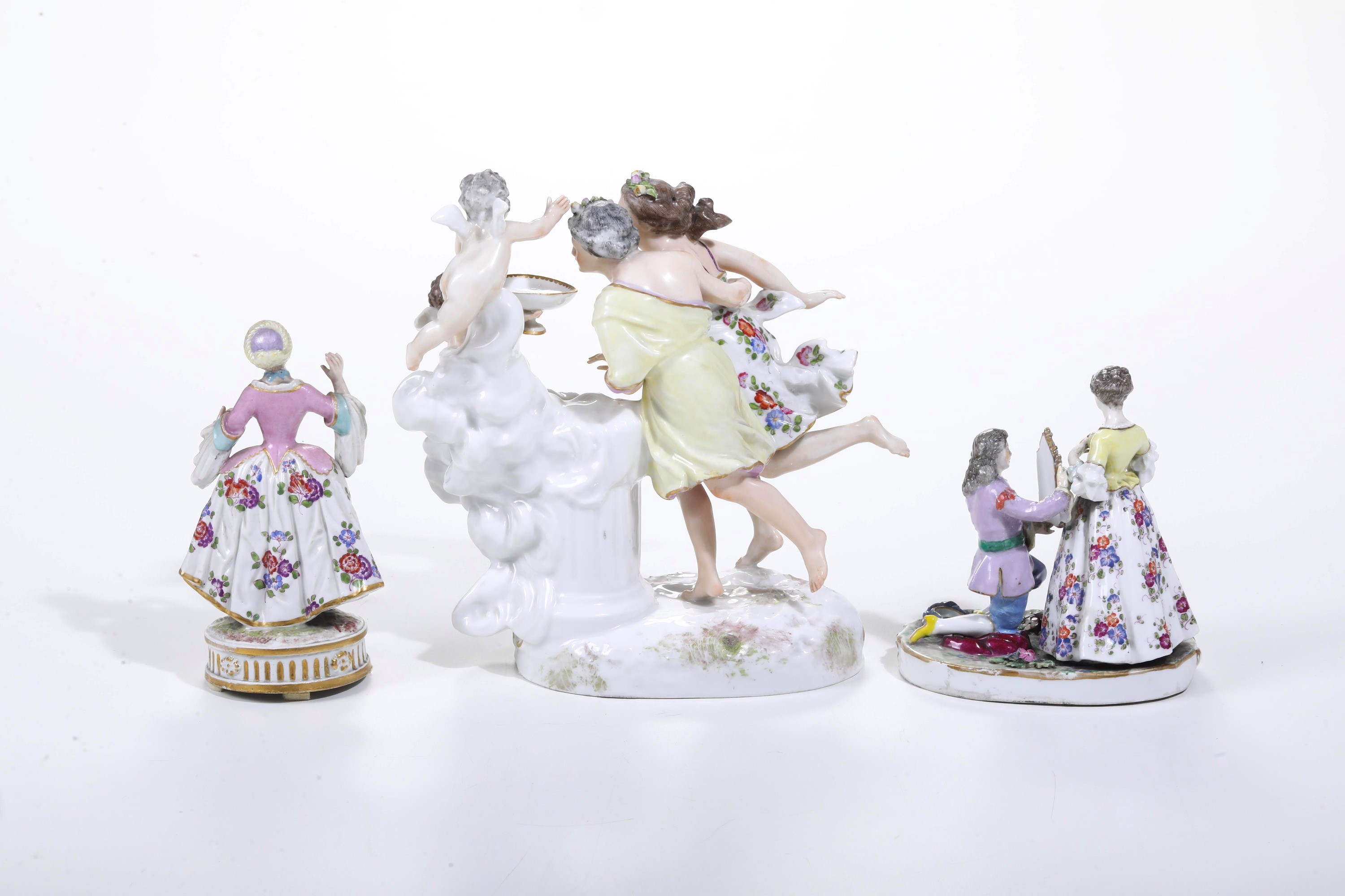 Porcellana, Due gruppi e una figurina, Parigi, primi del XX secolo