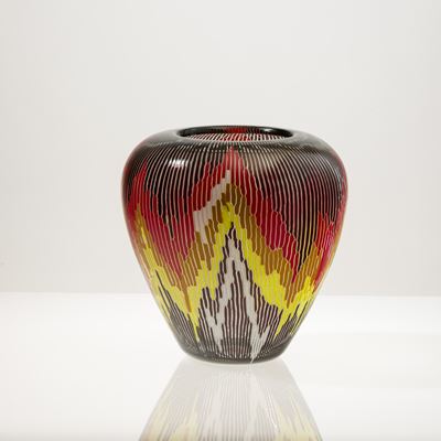 Vaso serie Fiamme in vetro soffiato, Murano 1987