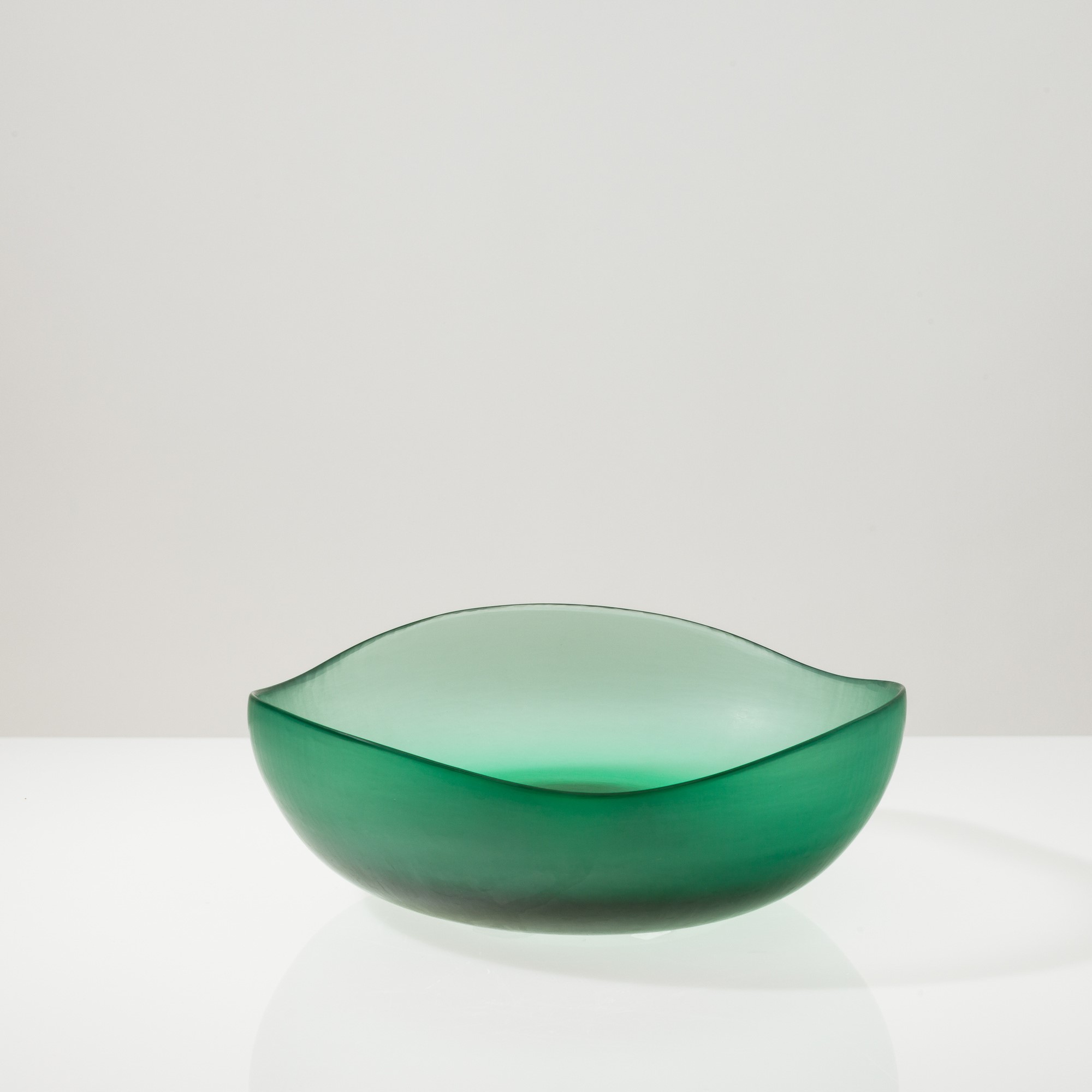 Tobia Scarpa - Coppa serie Battuti in vetro pesante, Murano circa 1960