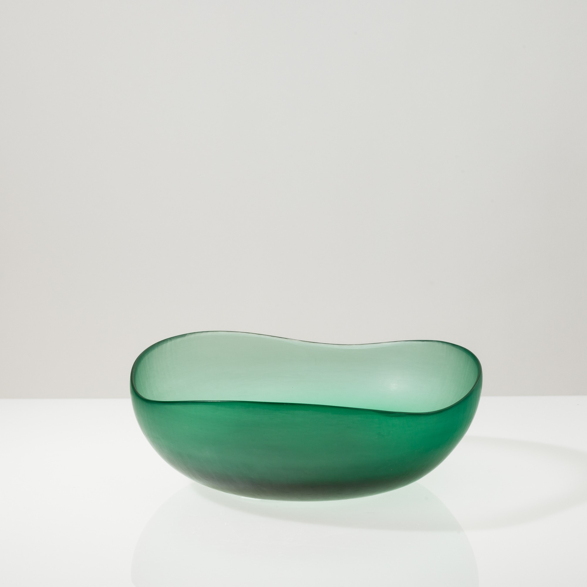 Tobia Scarpa - Coppa serie Battuti in vetro pesante, Murano circa 1960
