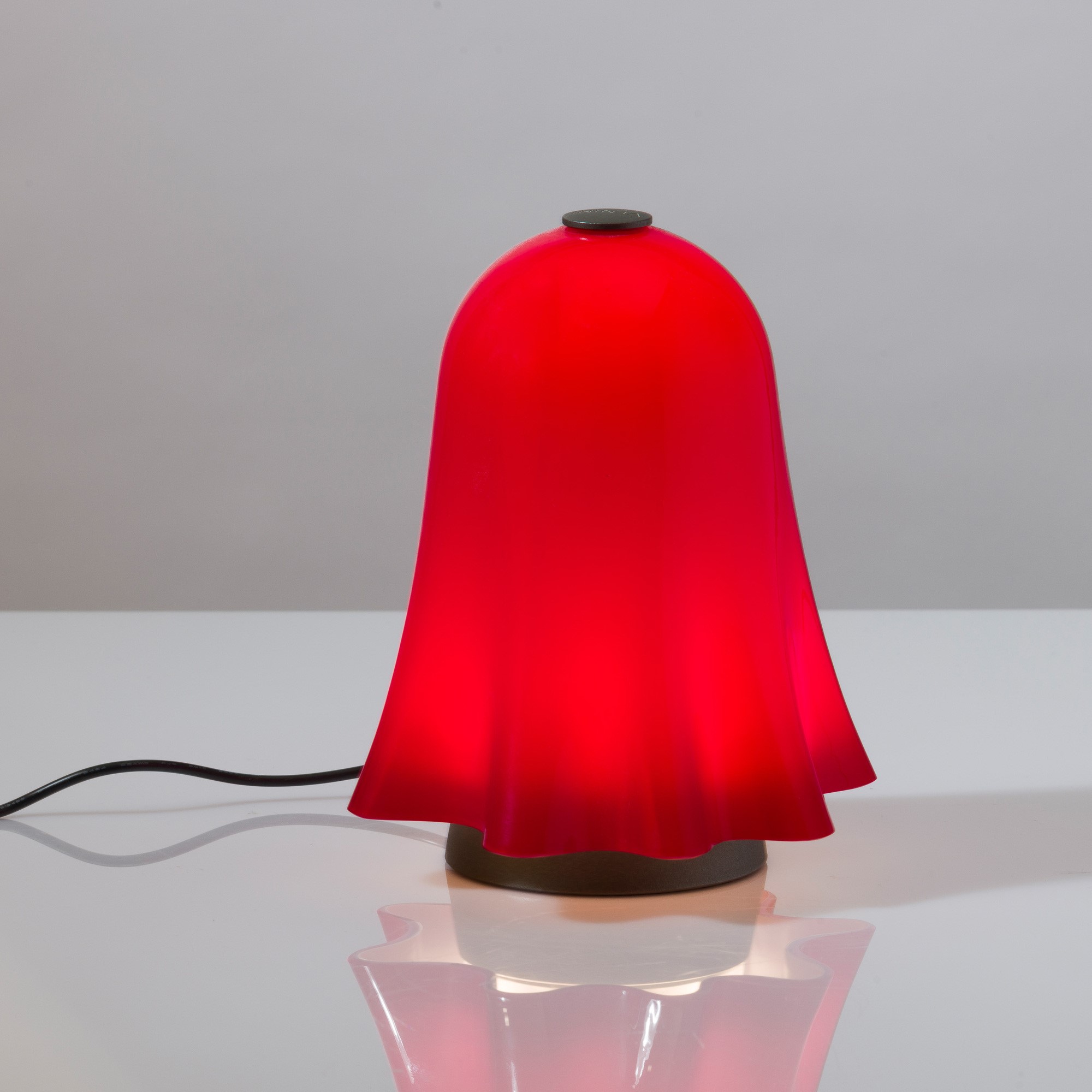 Venini, Lampada Fantasmino in vetro opalino rosso, Murano circa 2000