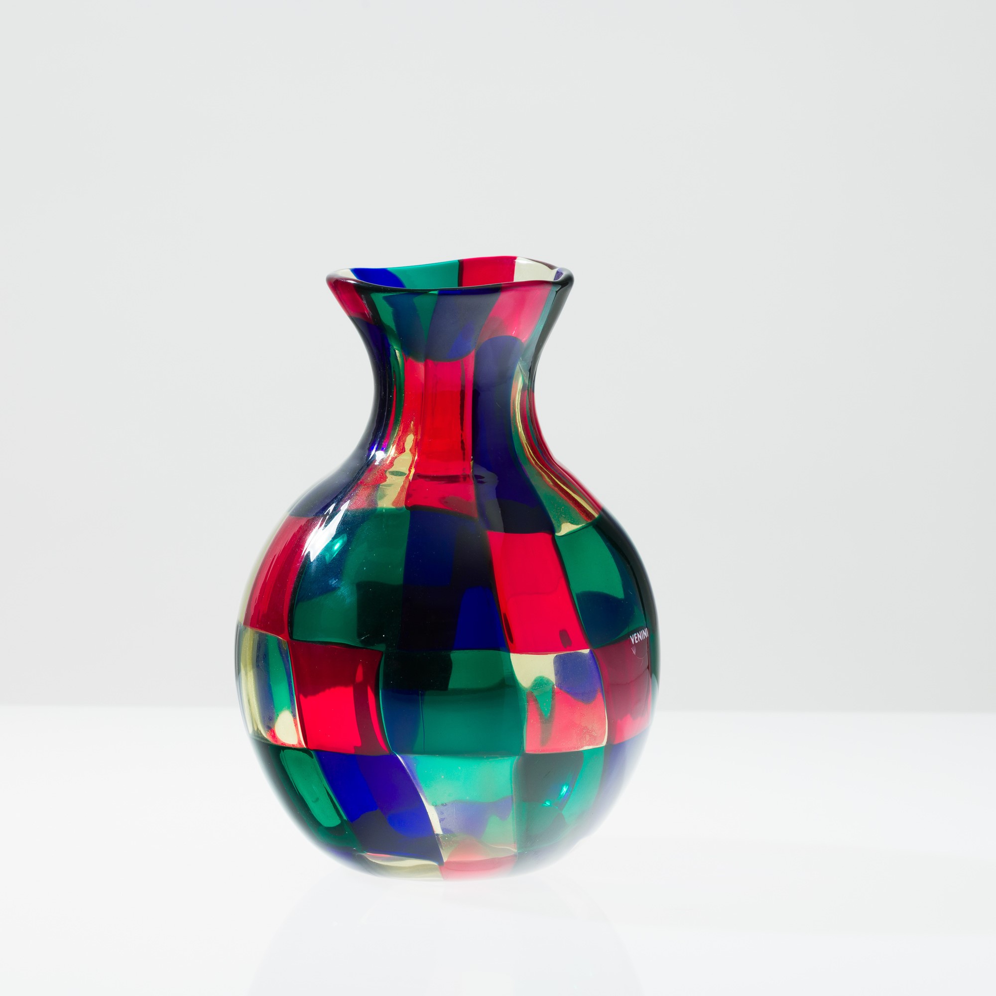 Fulvio Bianconi - Vaso globulare con collo svasato, serie Pezzati, Murano 2008