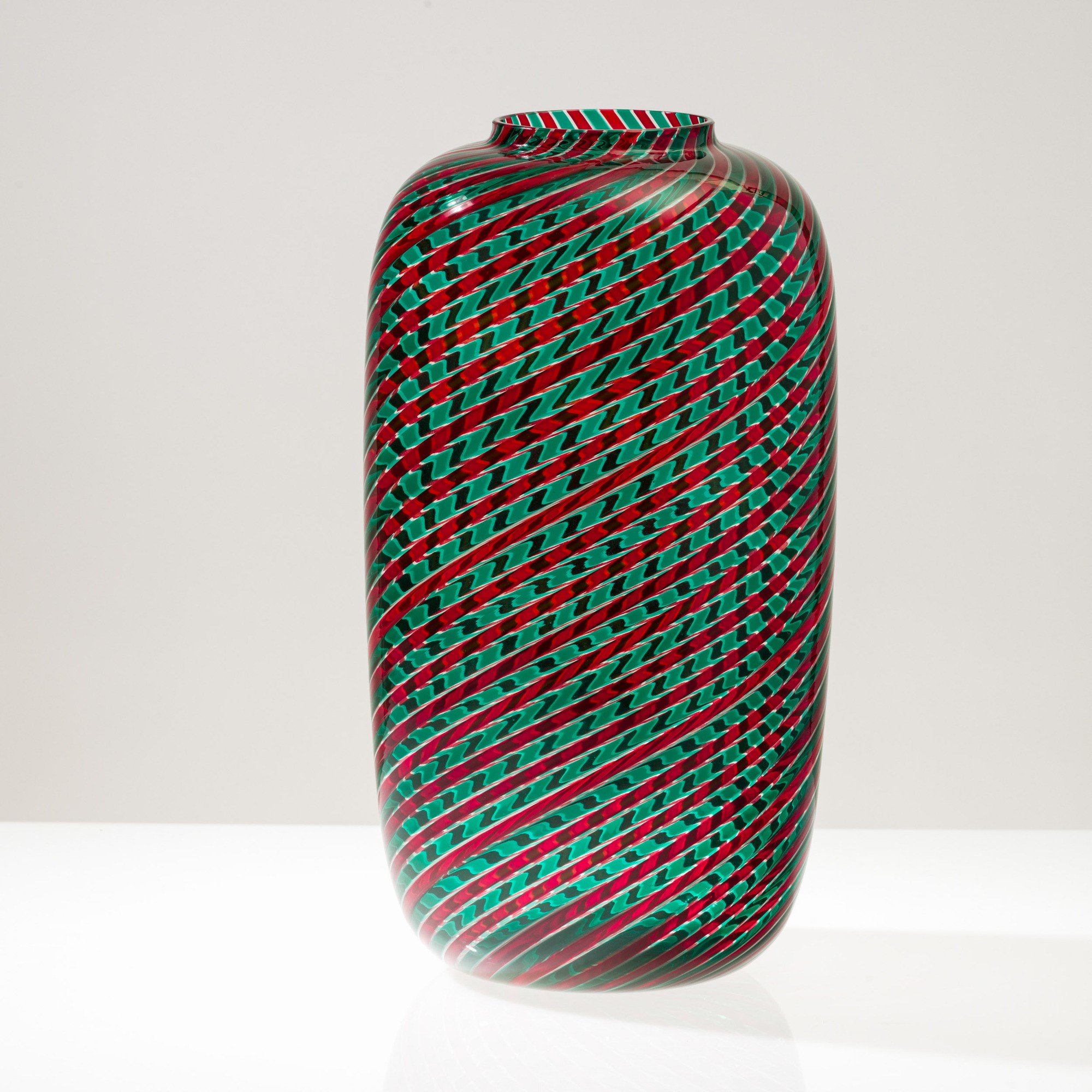 Venini, Vaso in vetro soffiato con decoro di canne policrome, Murano 1997