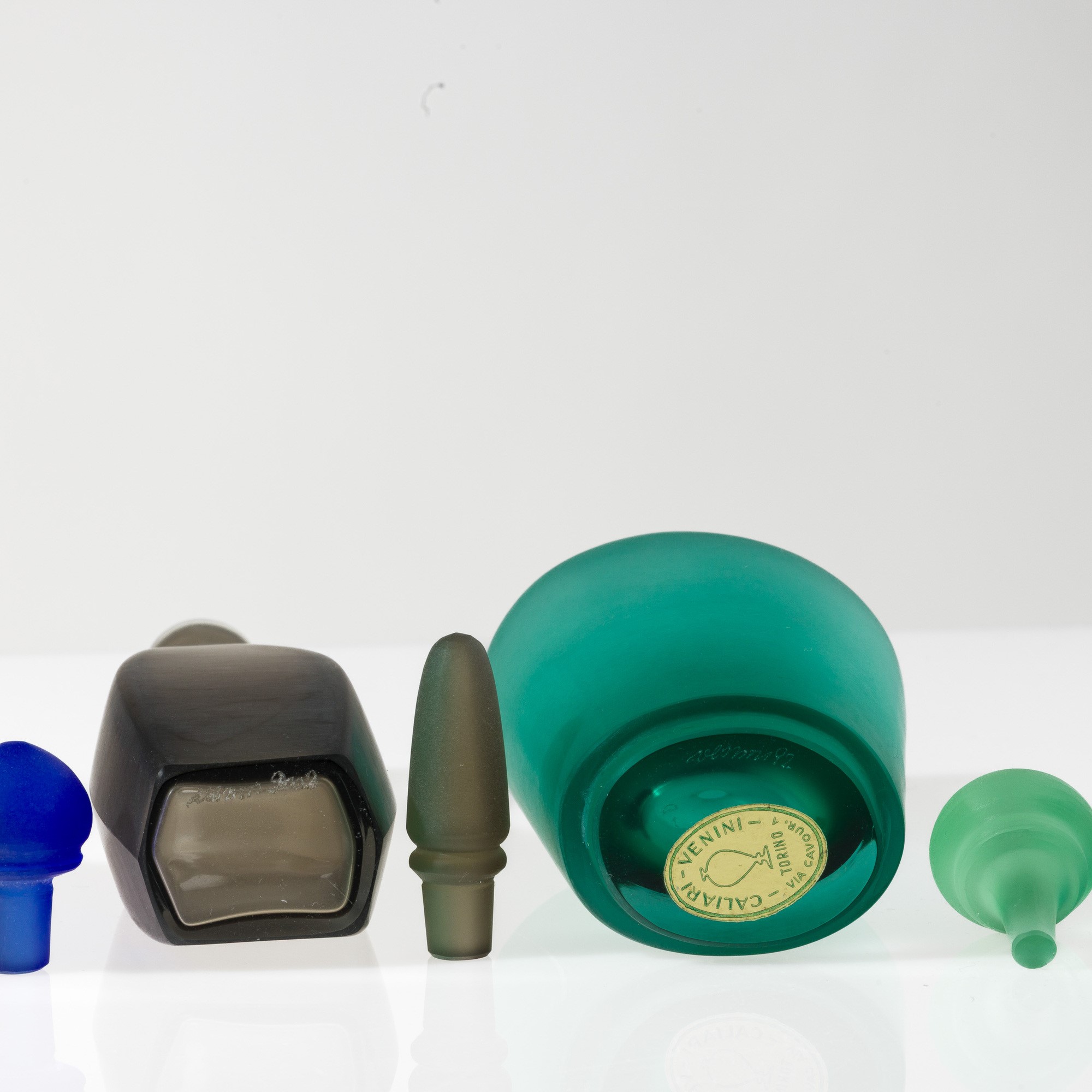 Venini, Serie di sette bottiglie in vetro sommerso (Miniature) Murano, 1994-2009