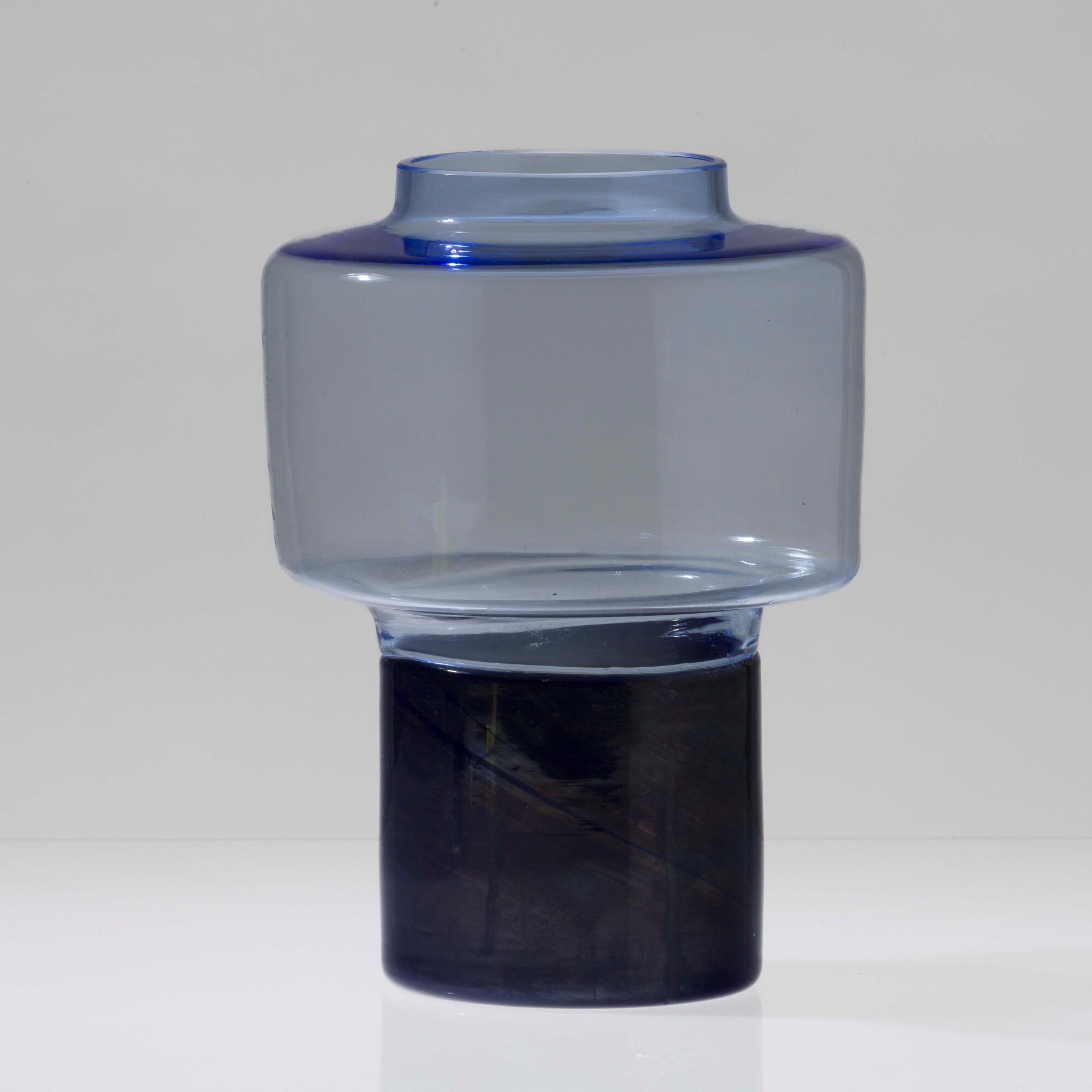 Venini, Vaso prototipo in vetro soffiato a incalmo, Murano, circa 1970