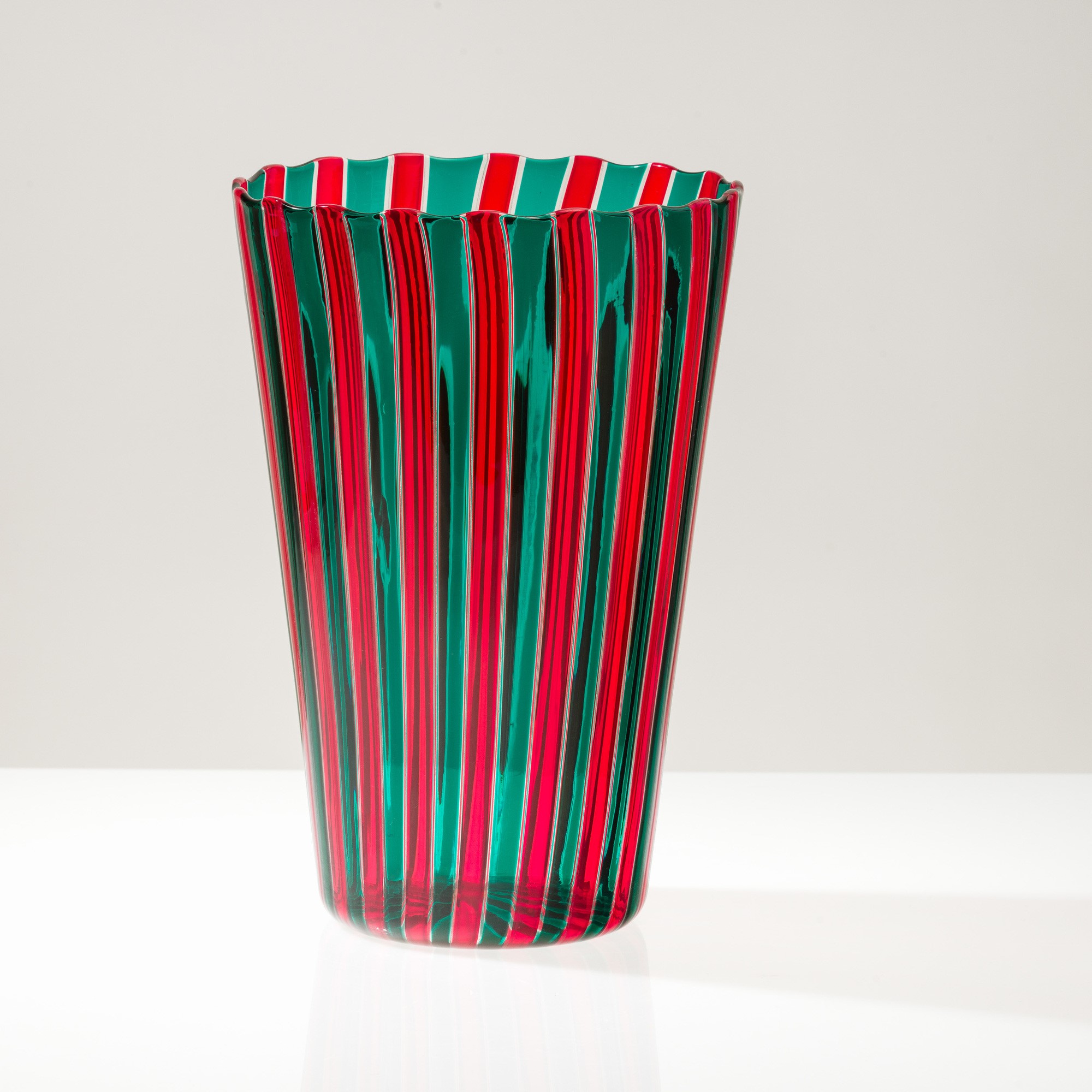 Venini, Vaso troncoconico in vetro soffiato, Murano 2005