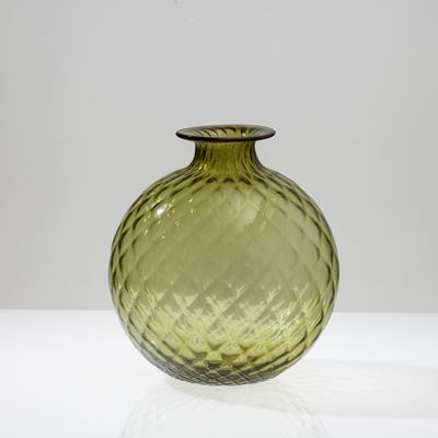 Venini, Vaso Balloton in vetro soffiato paglierino, Murano 2017